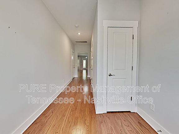 5th image of 4050 Gracious Dr