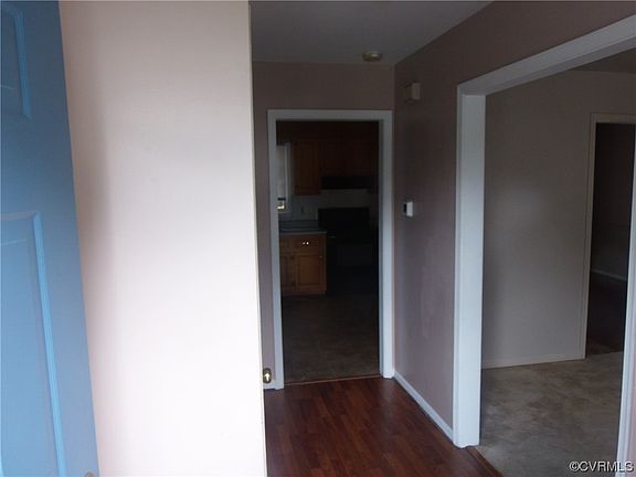 4th image of 1524 Autumn Dr