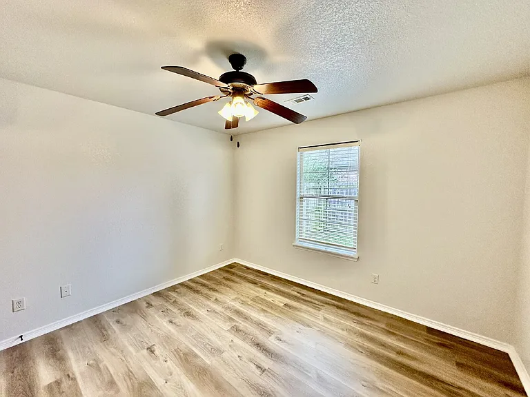 441 Sorrento Dr — Photo 21