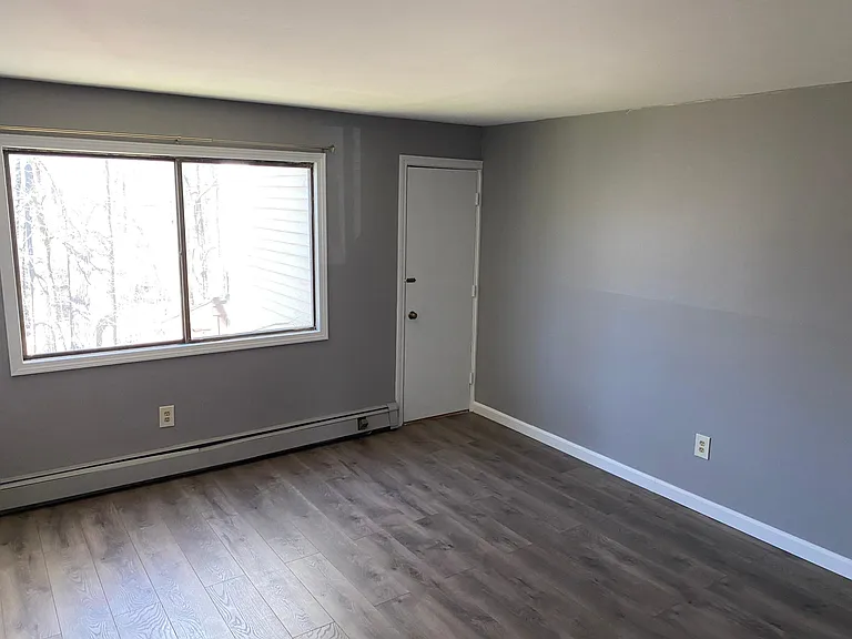 16 Adams Ct #16 — Photo 10