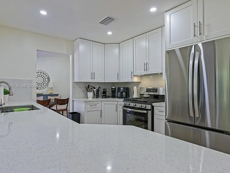 10900 SW 124th Rd — Photo 7