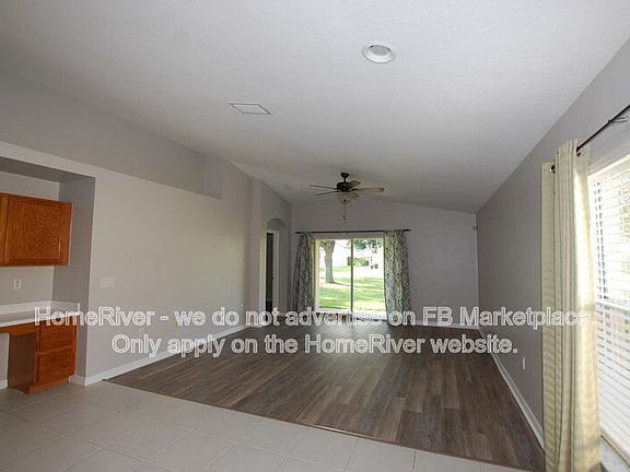 5th image of 1762 Holton Rd