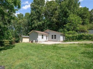 2856 Pinecrest Dr, Gainesville, GA 30504