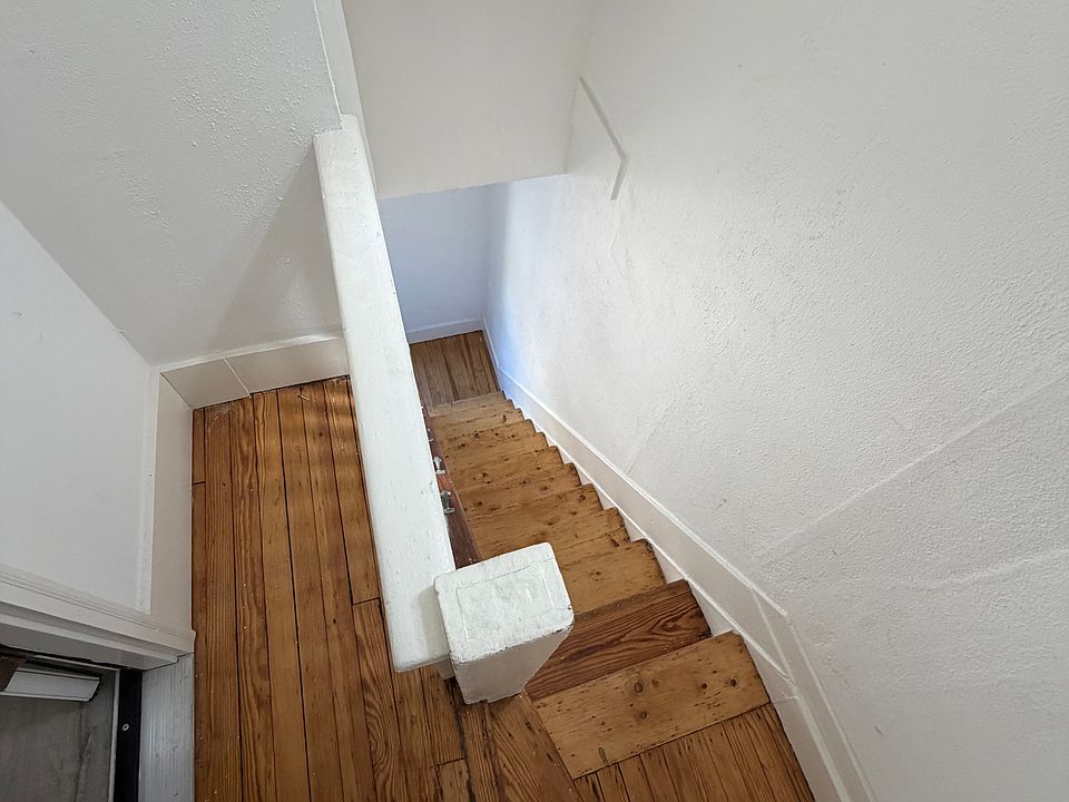 1st image of 12 Edgewood Ave #1B
