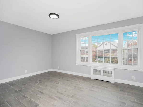 200 Bay 7th Street image 7 of 49