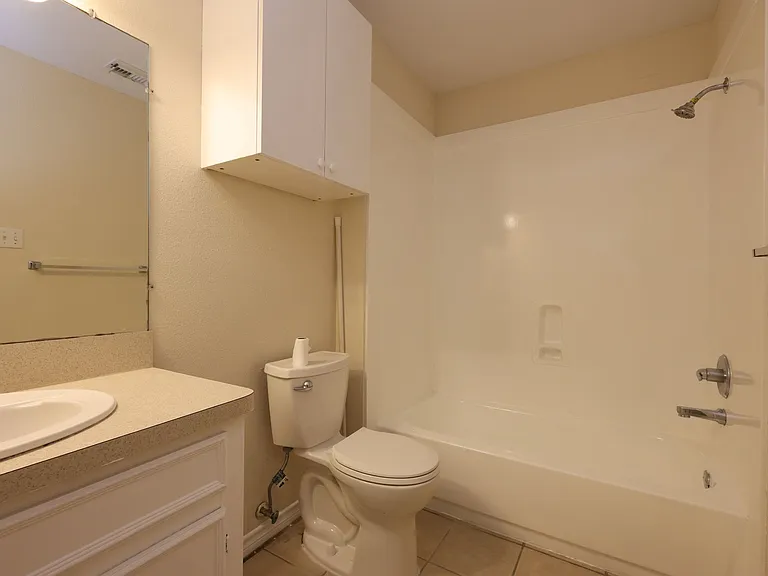 402 Trichelle St #A — Photo 16