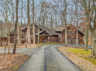 7405 N Canyon Ct, Bloomington, IN 47404