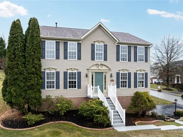 50 Parklane Dr, Canonsburg, PA 15317