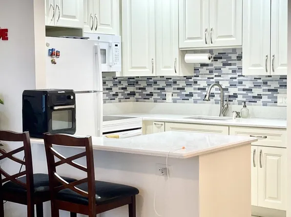111 Kent G Street #111, West Palm Beach, FL 33417