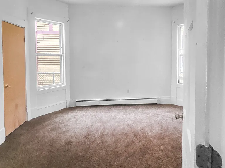 630 Kossuth St #1 — Photo 15