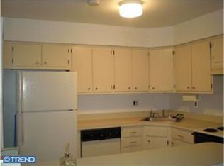 23 Windsor Ct #607, Sewell, NJ 08080