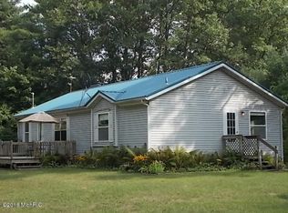 4275 S Pine Ave, Newaygo, MI 49337