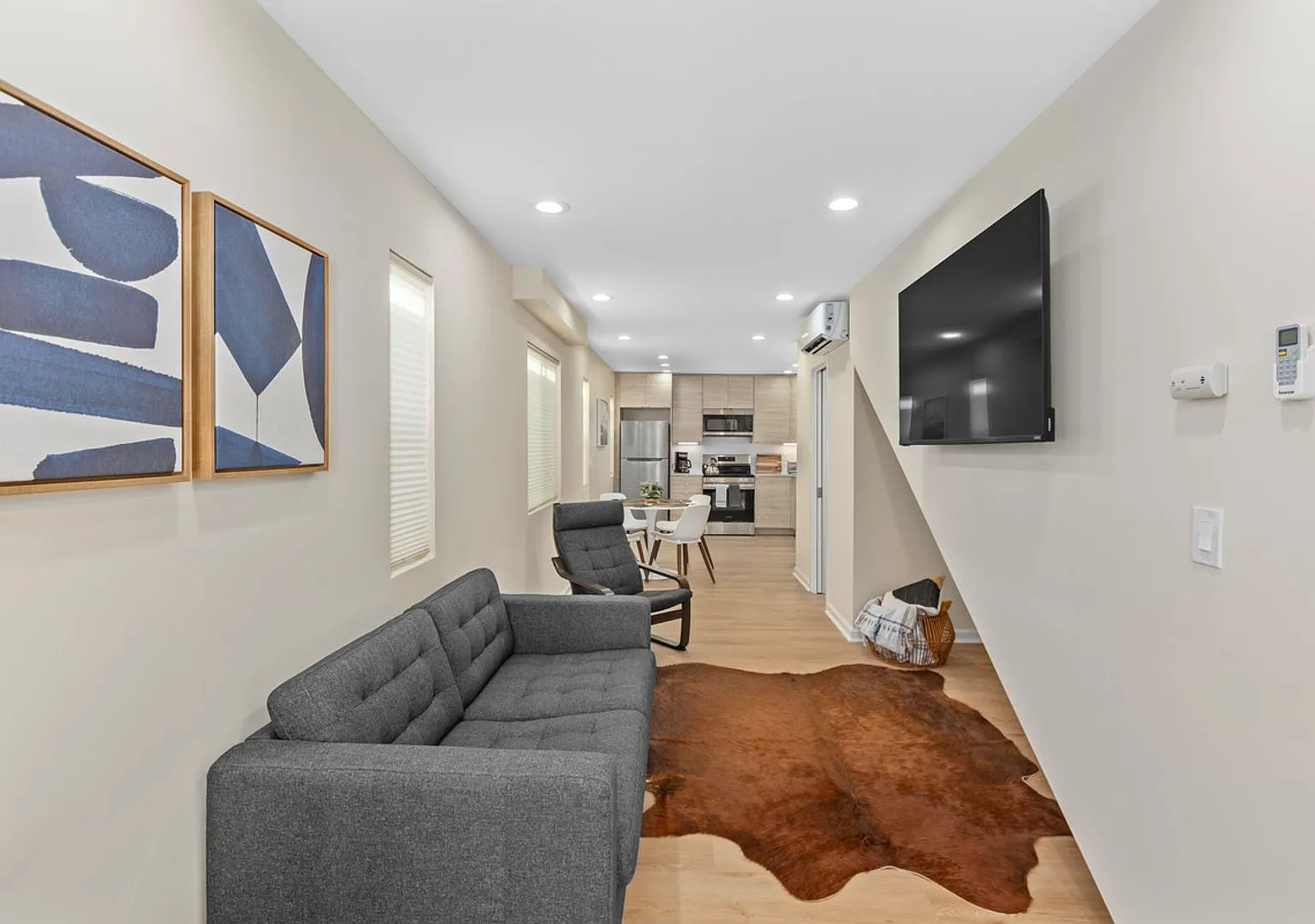 New built and fully furnished 2 bed 2. 5 baths in Point Loma — Photo 3