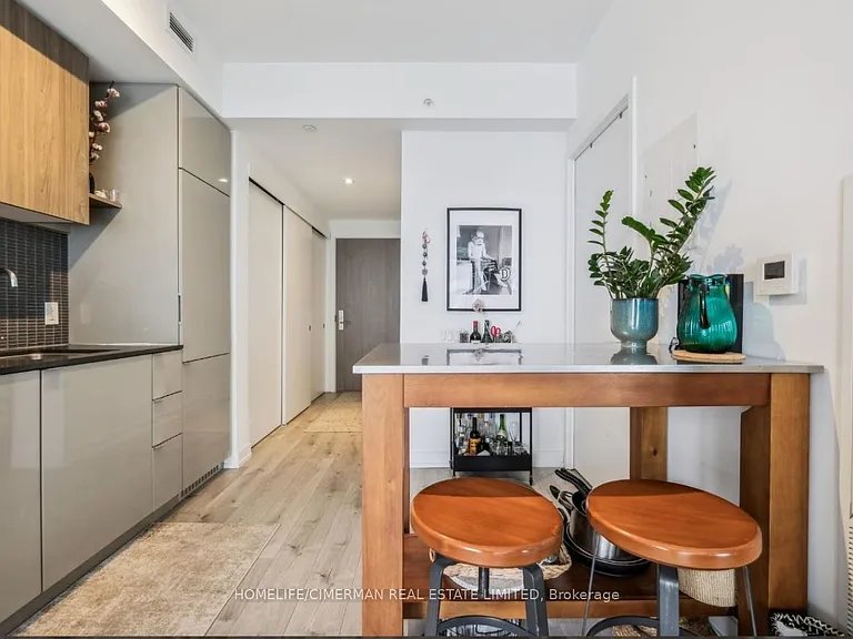 161 Roehampton Ave #3608 — Photo 15