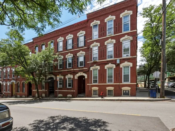66 Beacon St #1, Chelsea, MA 02150