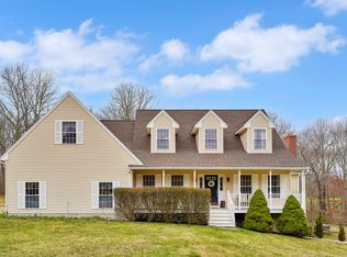 204 Lake Hayward Rd, Colchester, CT 06415