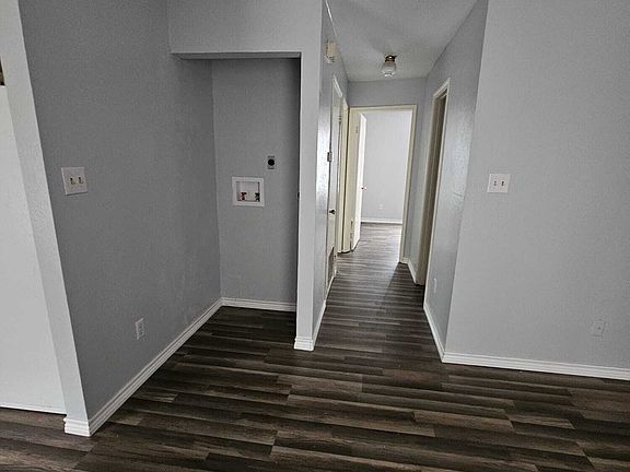 2nd image of 1000 W Caffery Ave #11214646
