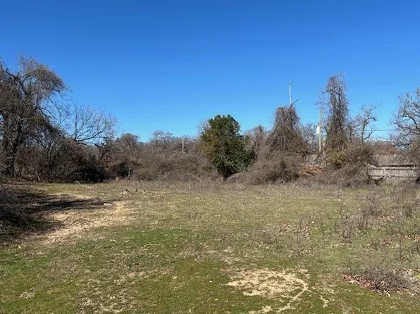 925 Boyd Rd, Azle, TX 76020