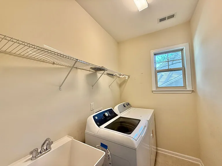 1140 Litchborough Way — Photo 34