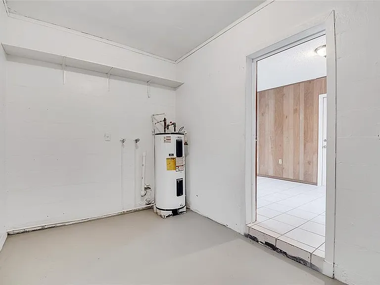 1040 San Luis Dr — Photo 20