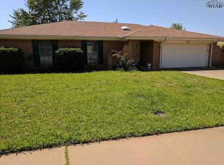 1705 Downhill Dr, Wichita Falls, TX 76302