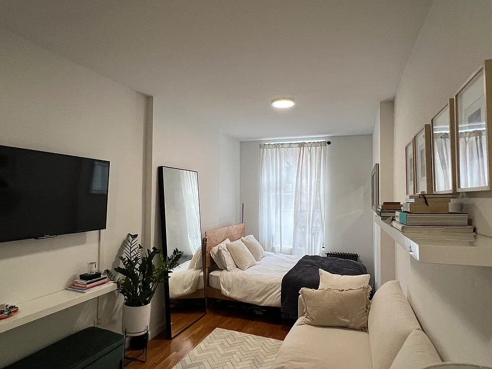 25 Jones St #1A