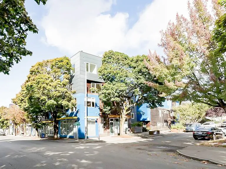 1826 E Yesler Way — Photo 32
