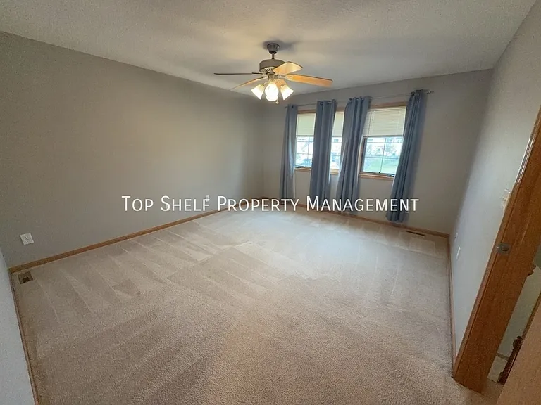 4404 SE Elm Ct — Photo 6