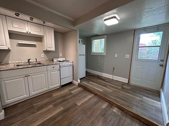 5th image of 2443 4th Ave N #1/2