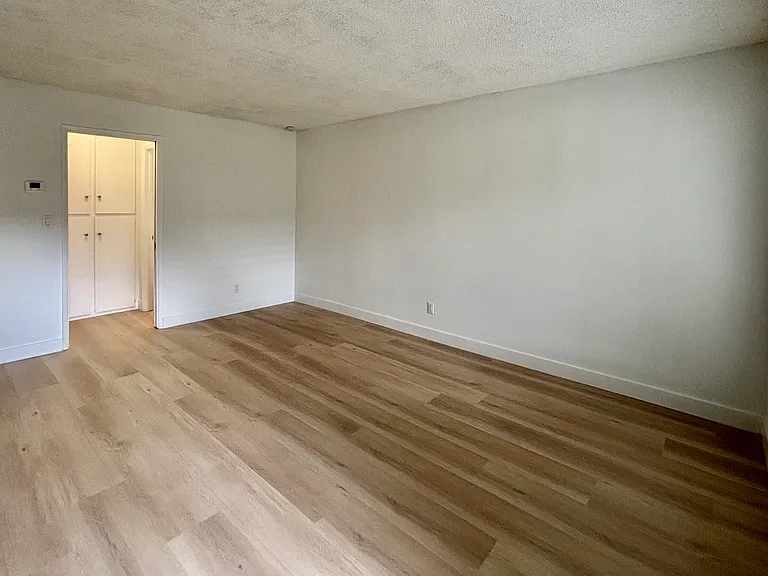 1808 Spreckels Ln #7 — Photo 2