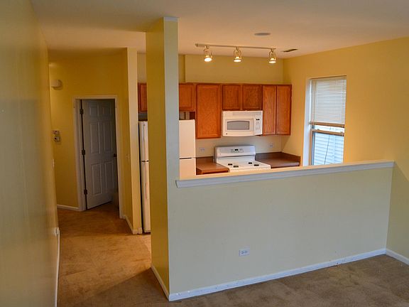 5th image of 755 S Kedzie Ave #B