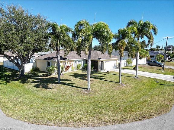 5th image of 1401 SE 19th LN