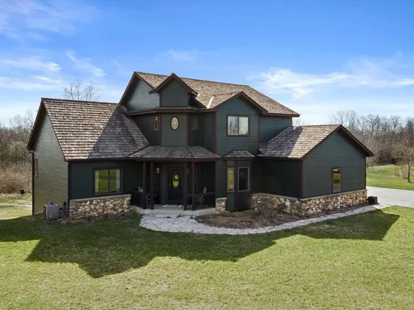 10511 292nd AVENUE, Trevor, WI 53179