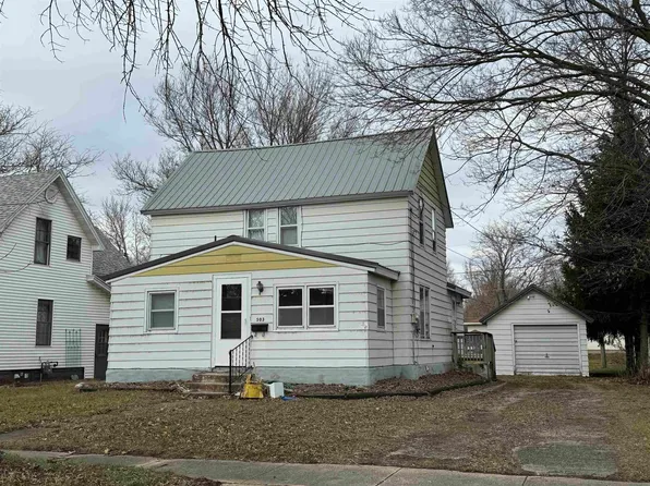 503 17th Ave, Charles City, IA 50616