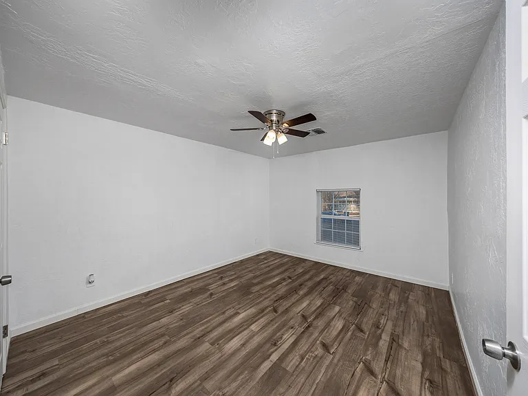 1702 NW Euclid Ave — Photo 10
