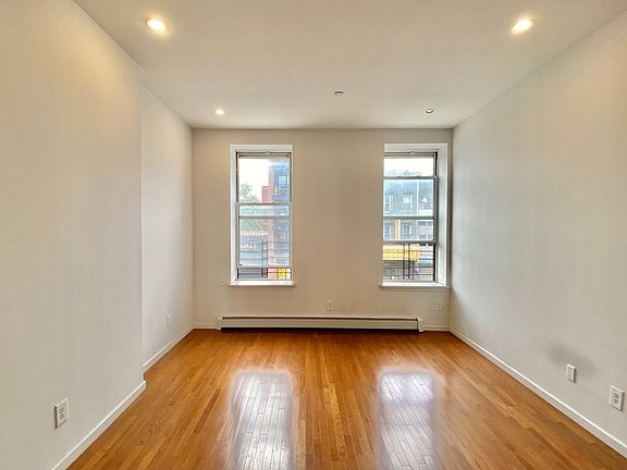 2nd image of 517 Grand St #2