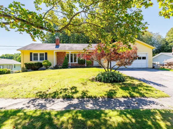 36 Barry Rd, Worcester, MA 01609