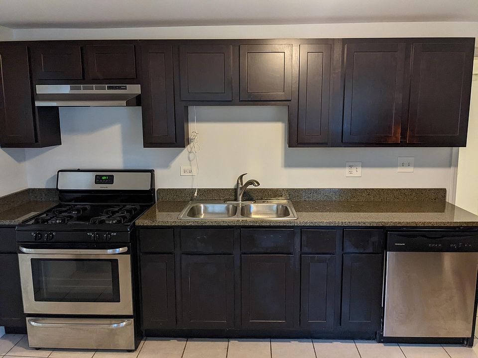 1st image of 1356 N Kedzie Ave