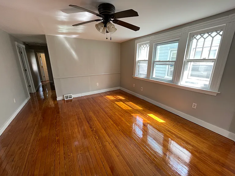19 Woodland St #3 — Photo 6