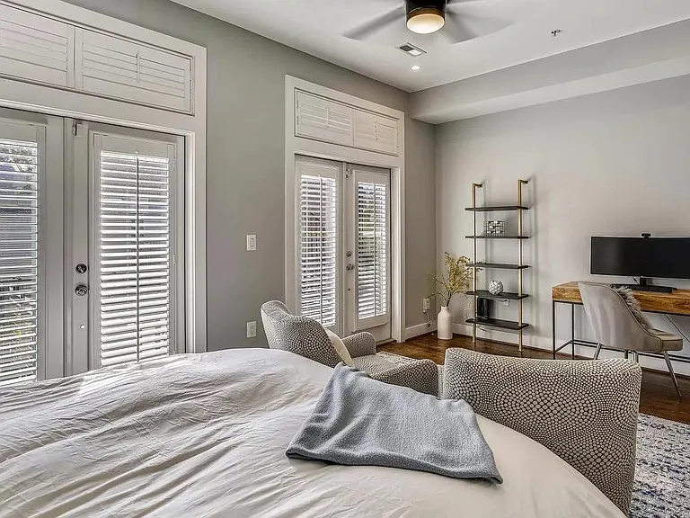 730 Girard St NW #1 — Photo 10
