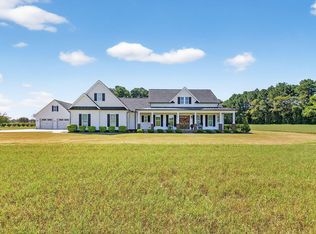 8881 Stricklands Crossroads Rd, Four Oaks, NC 27524