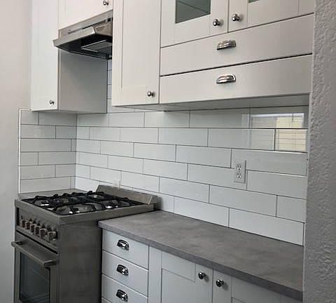 3rd image of 3933 Hamilton St