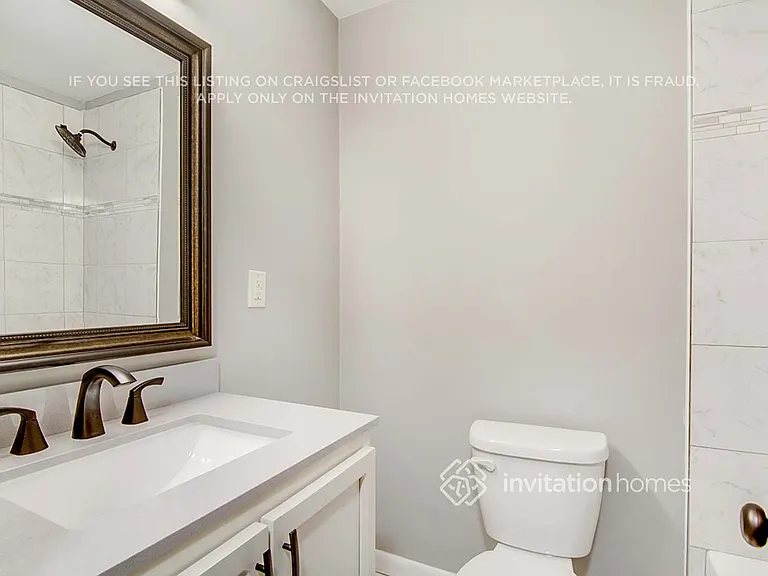 1100 Chatham Ln — Photo 22