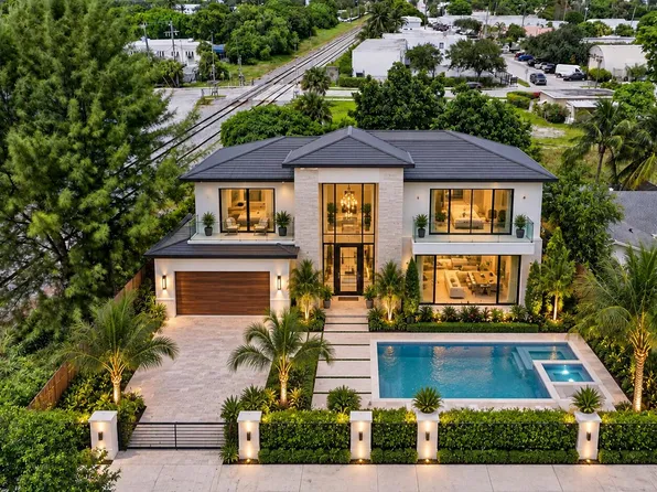 115 SE 5TH Street, Delray Beach, FL 33483