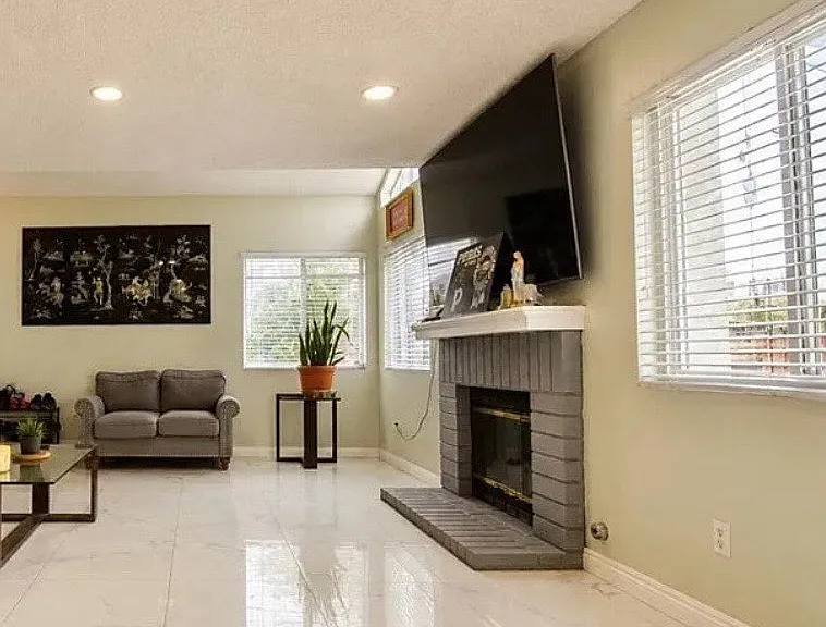 782 De La Luz Cir — Photo 4