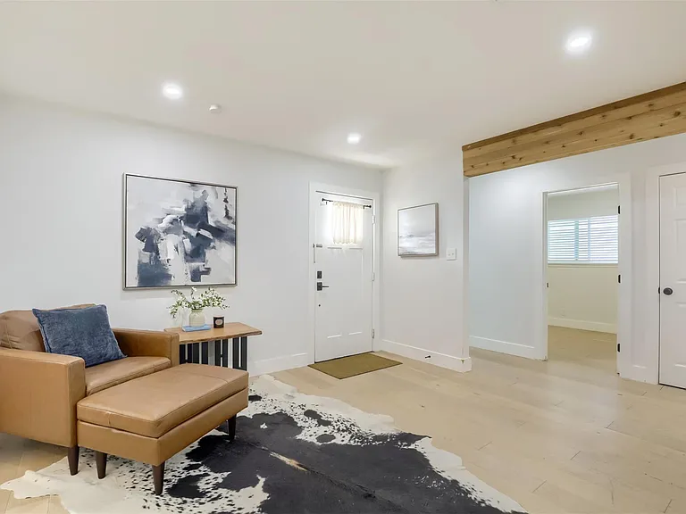 9016 W Pointer Ln — Photo 3