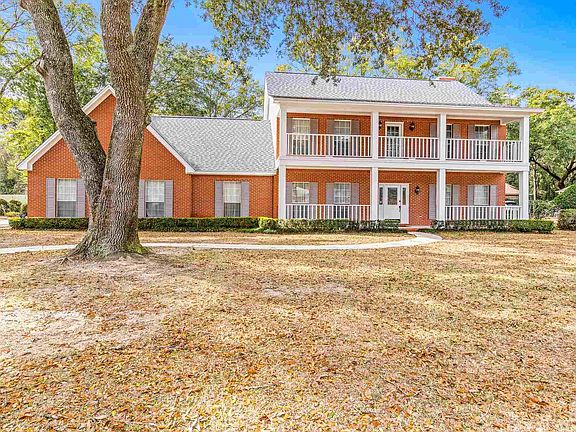 3rd image of 3407 River Gardens Cir