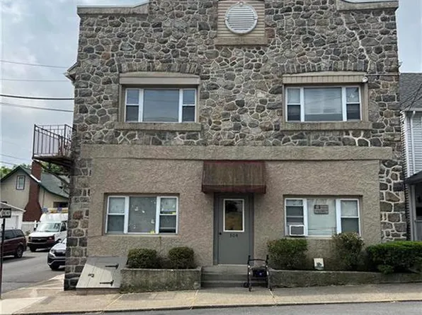 504 Pennsylvania Ave APT E, Bangor, PA 18013