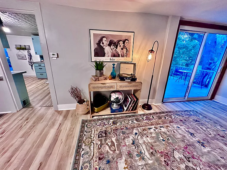 5758 Crabtree Ln — Photo 20