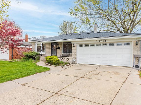 4th image of 13718 Joyce Dr